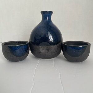 Pre Owned Set of 3 Japanese Black Matte Sushi Sake Glass And Two Easy Grip Cups